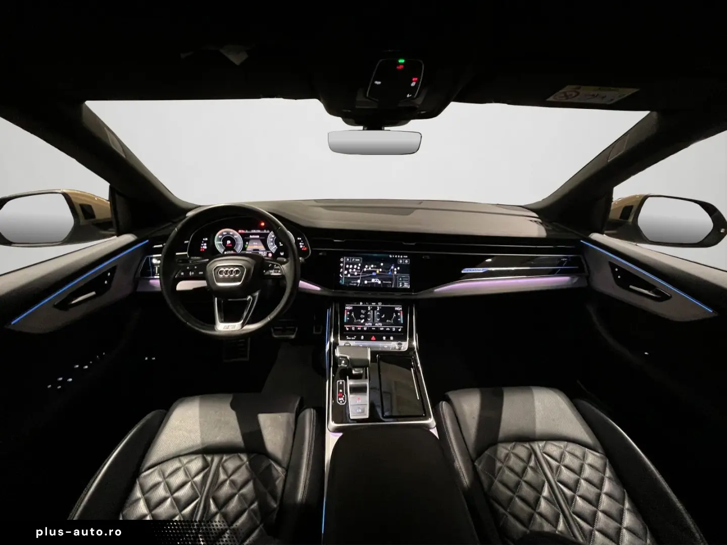 AUDI Q8 55 eTFSI Quattro