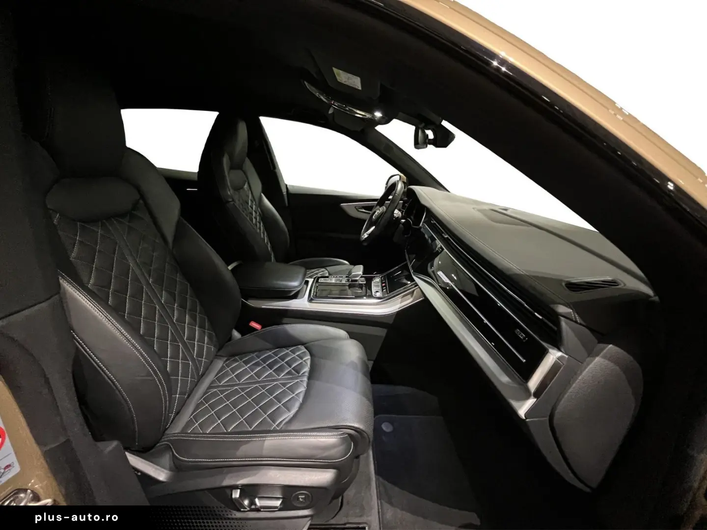 AUDI Q8 55 eTFSI Quattro