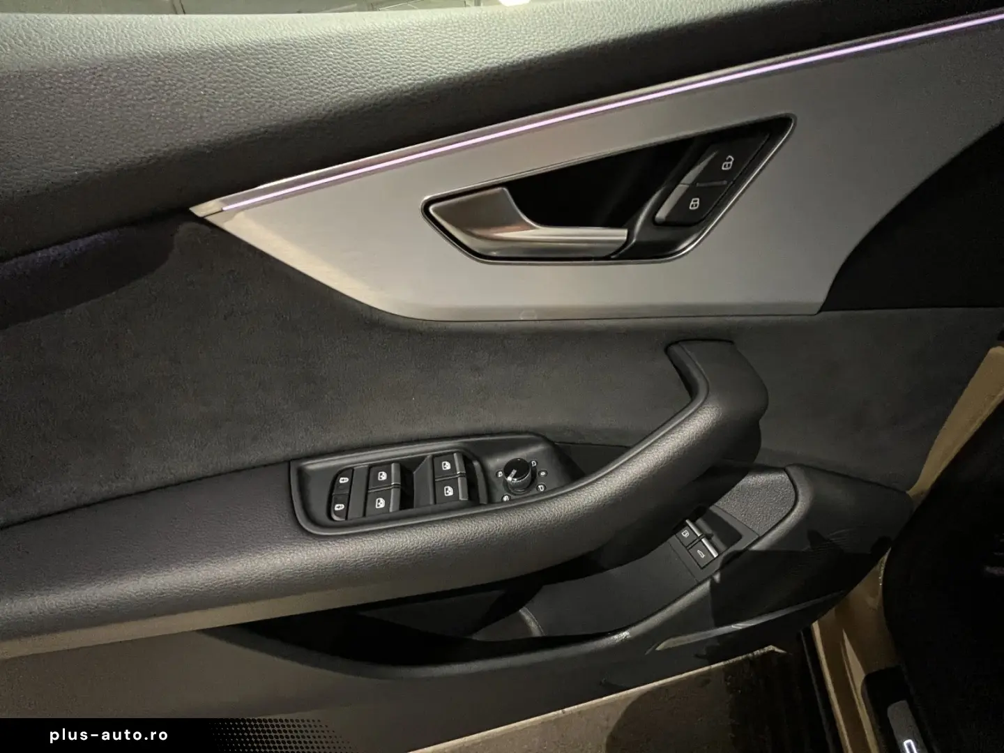 AUDI Q8 55 eTFSI Quattro