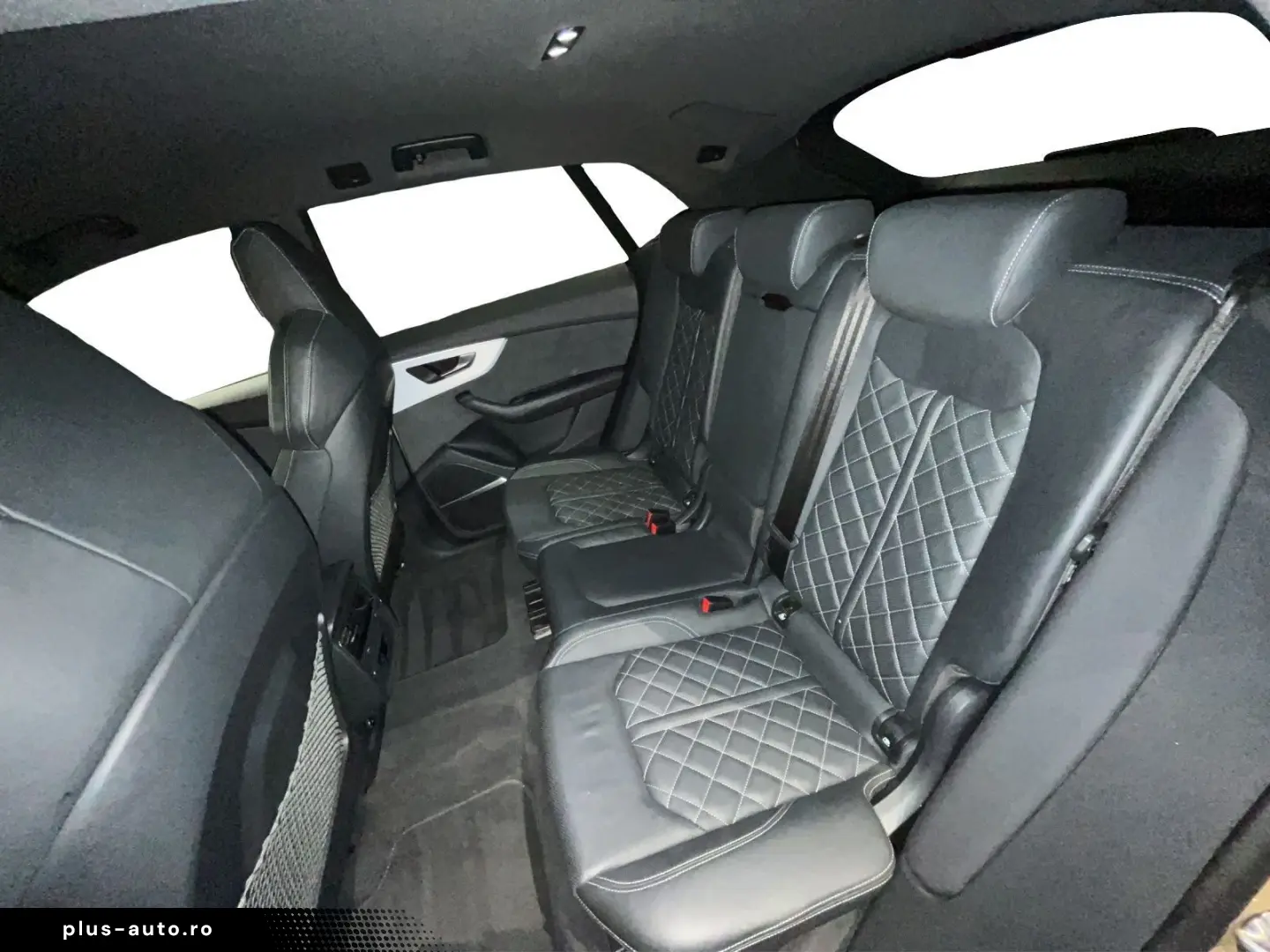 AUDI Q8 55 eTFSI Quattro