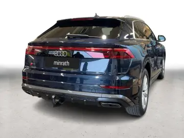 AUDI Q8 55 TFSI quattro MATRIX PANO ACC AHK KLIMA