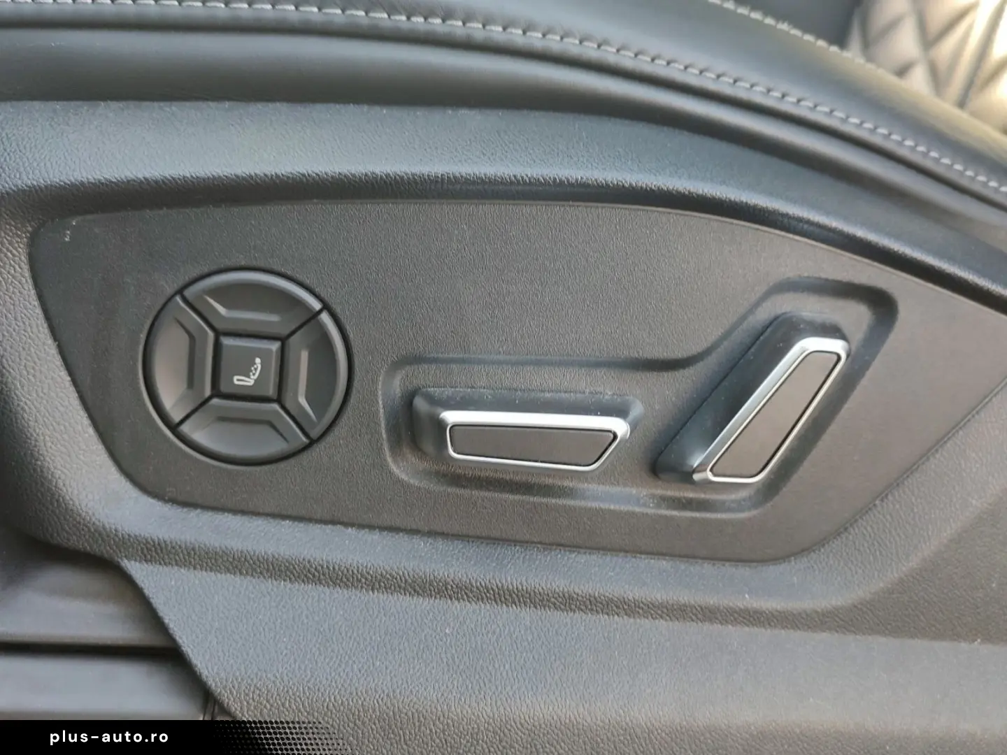 AUDI Q8 50 TDI quattro S line