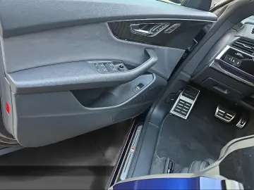 AUDI Q8 SUV 50 TDI quattro 210