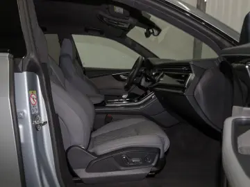 AUDI Q8 60 TFSIe Q 2x S LINE S-SITZE