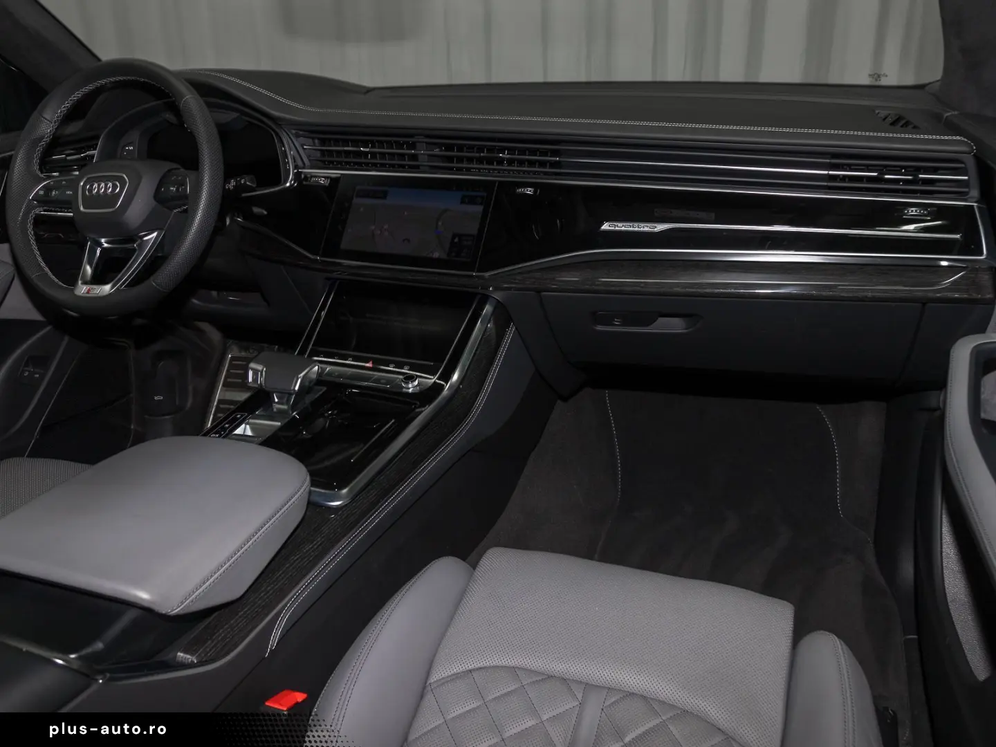 AUDI Q8 60 TFSIe Q 2x S LINE S-SITZE