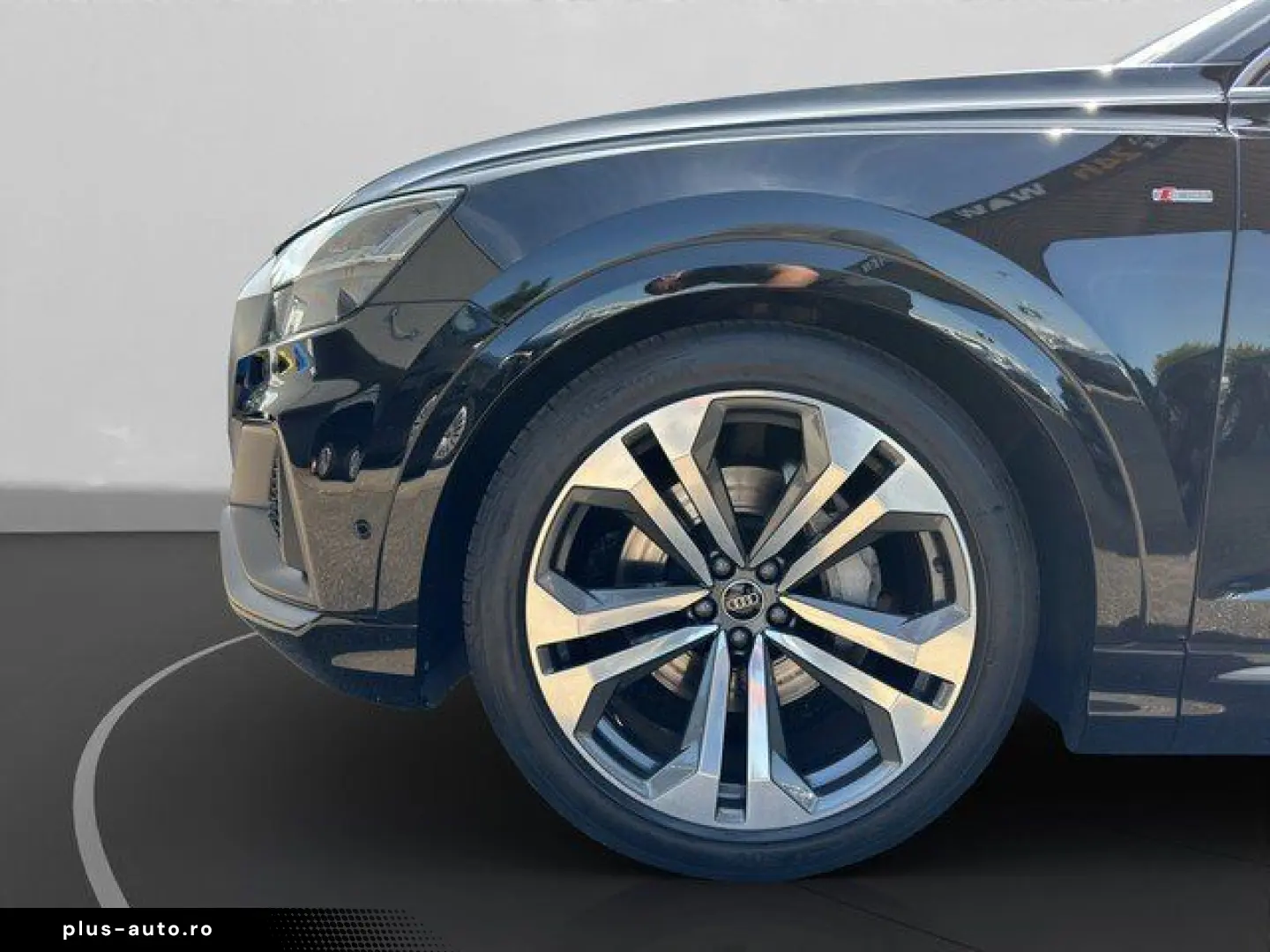 AUDI Q8 50 TDI quattro  S line