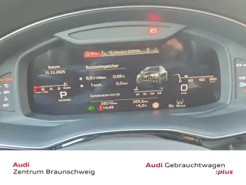 AUDI Q8 55 TFSI quattro Tiptronic