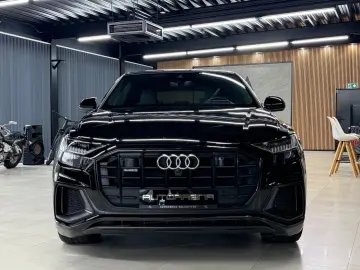 AUDI Q8 3.0 TDI Quattro S-Line