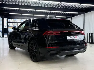 AUDI Q8 3.0 TDI Quattro S-Line