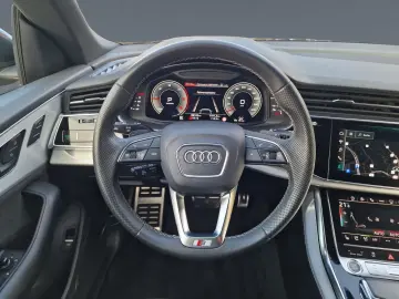 AUDI Q8 50 TDI qu 3x S line HD-MATRIX