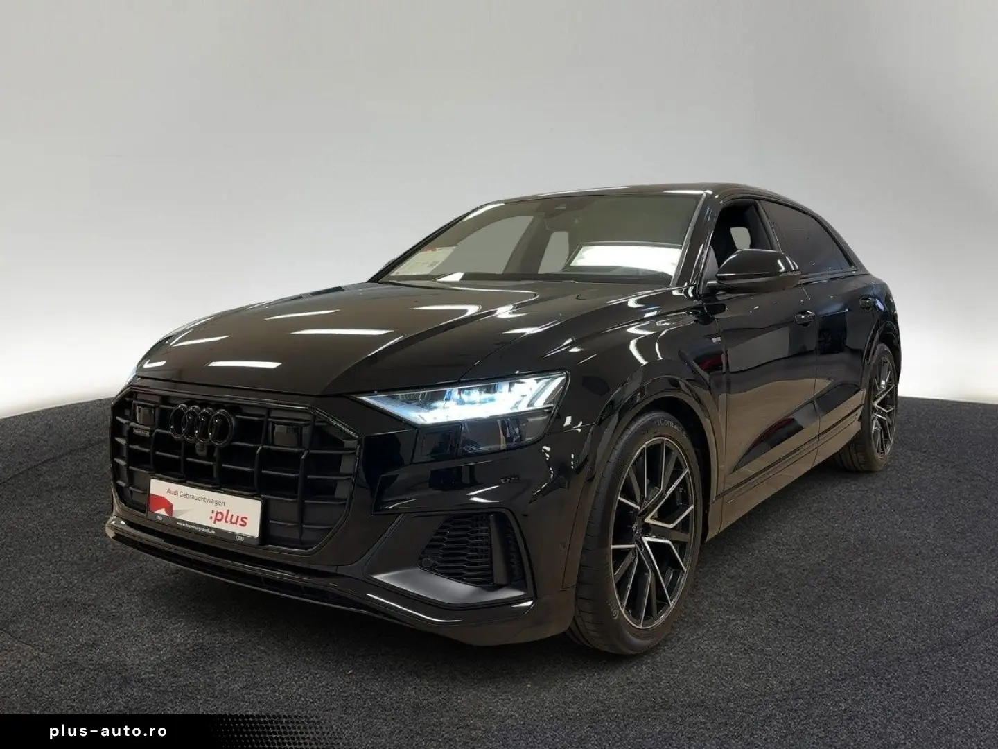 AUDI Q8 55 TFSI quattro