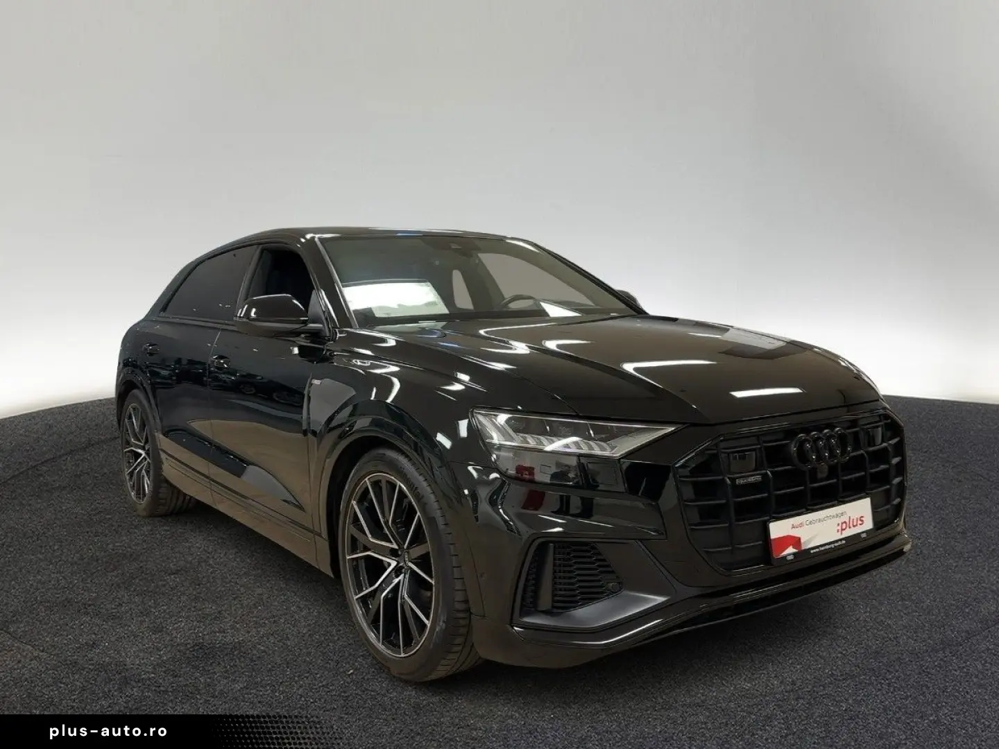 AUDI Q8 55 TFSI quattro