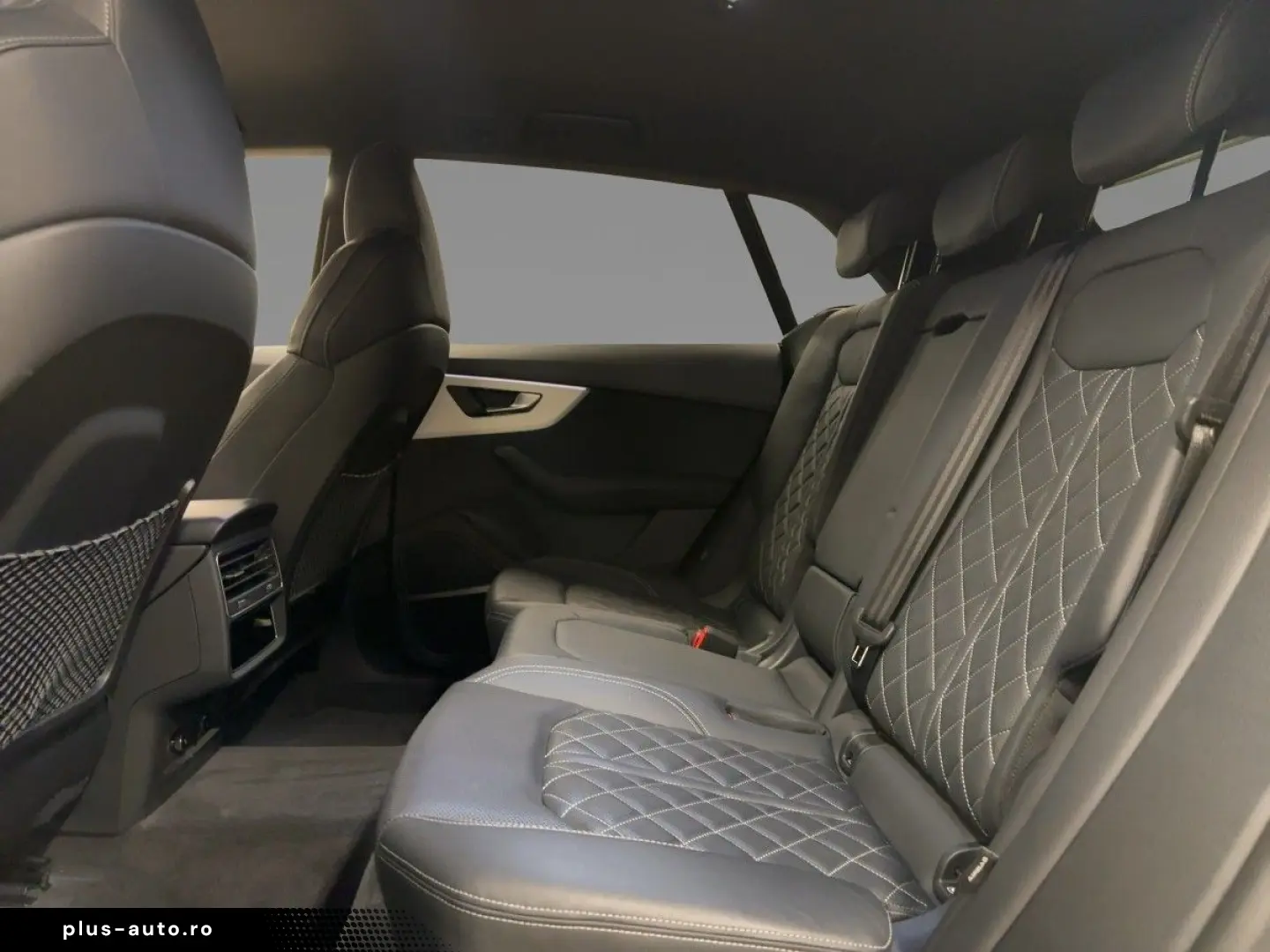 AUDI Q8 55 TFSI quattro