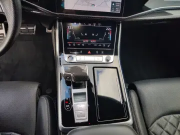 AUDI Q8 50 TDI q. Tiptr. Competition S-Line