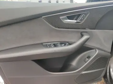 AUDI Q8 50 TDI q. Tiptr. Competition S-Line