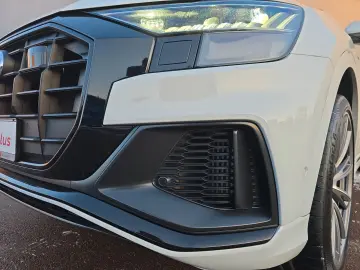 AUDI Q8 55 TFSI qu 340 PS AHK HD