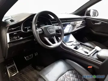 AUDI Q8 50 TDI qu S line competition plus Pano-HuD Na