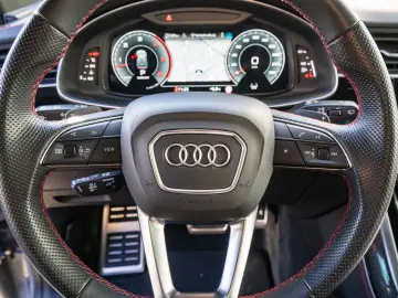 AUDI Q8 S line 50TDI quattro