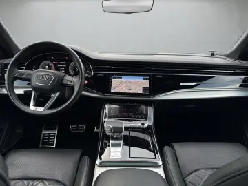 AUDI Q8 50 TDI quattro tiptronic