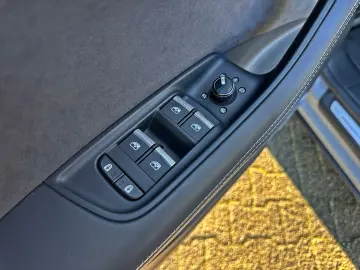 AUDI Q8 45TDI qu compet.  B&O L