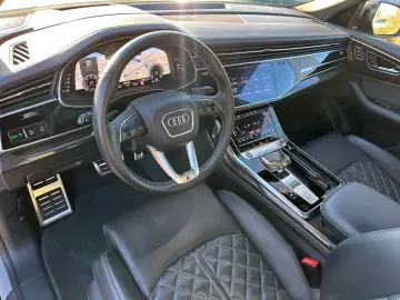 AUDI Q8 45TDI qu compet.  B&O L