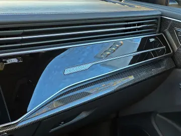 AUDI Q8 45TDI qu compet.  B&O L