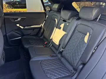 AUDI Q8 45TDI qu compet.  B&O L