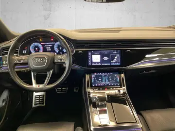AUDI Q8 50 TDI competition plus