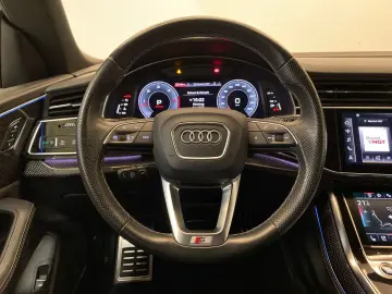 AUDI Q8 50 TDI competition plus