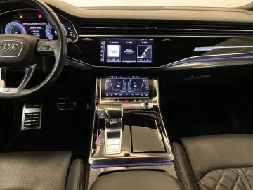 AUDI Q8 50 TDI competition plus