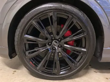 AUDI Q8 50 TDI competition plus