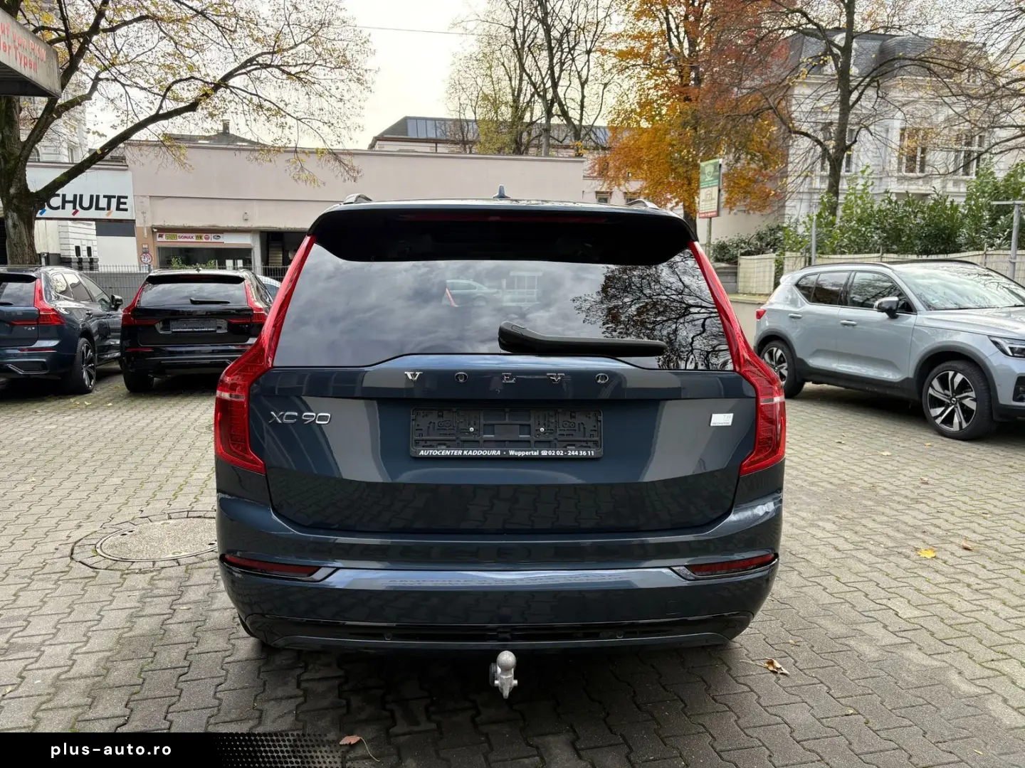 VOLVO XC90 T8 AWD Plus Dark 7 locuri