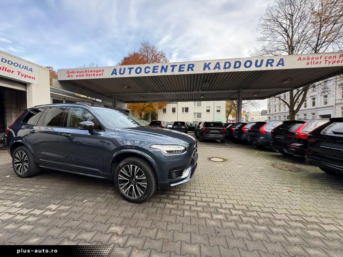 VOLVO XC90 T8 AWD Plus Dark 7 locuri