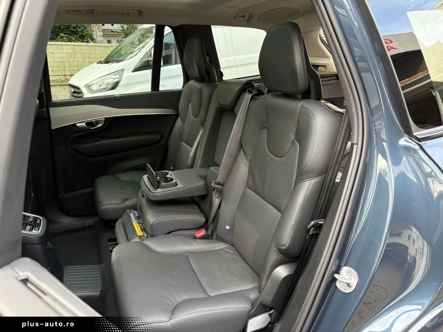 VOLVO XC90 T8 AWD Plus Dark 7 locuri