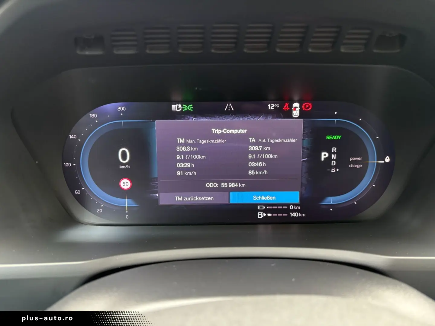 VOLVO XC90 T8 AWD Plus Dark 7 locuri