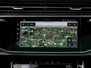 AUDI Q8 S line 50 TDI Ass  Laser 23