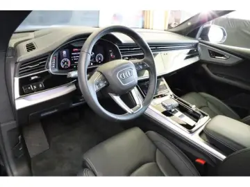 AUDI Q8 50 TDI