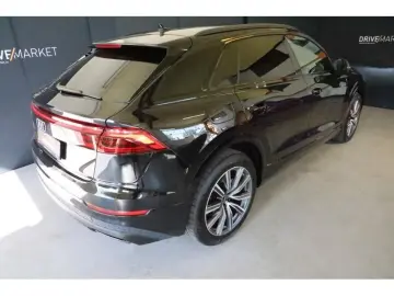AUDI Q8 50 TDI