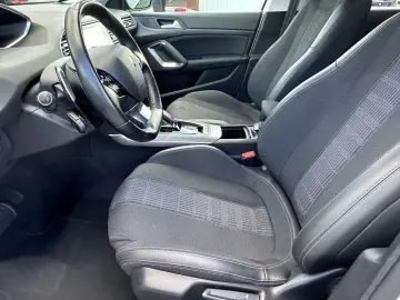 PEUGEOT 308 SW 1.5 HDi Allure Kamera PDC