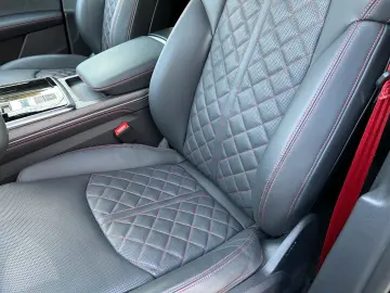 AUDI Q8 50 TDI HUD   Luft   Pano   UPE   128.500 €