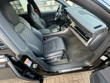 AUDI Q8 50 TDI HUD   Luft   Pano   UPE   128.500 €