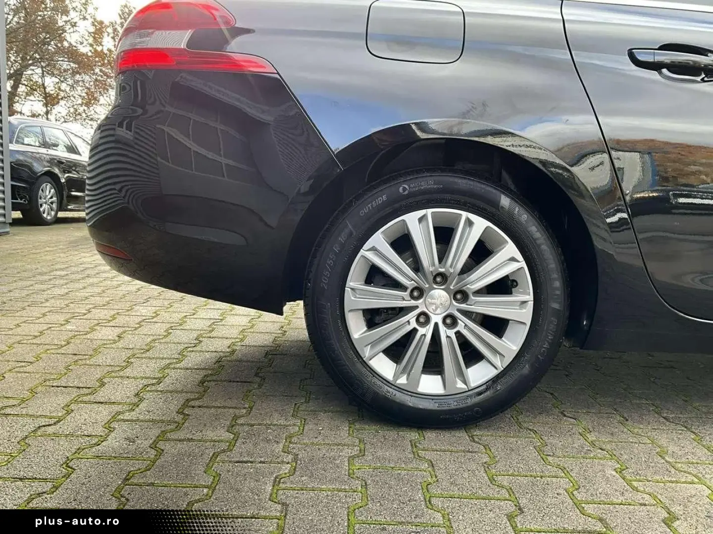 PEUGEOT 308 SW 1 5 BlueHDi EAT8 Allure Pack (Automatik)