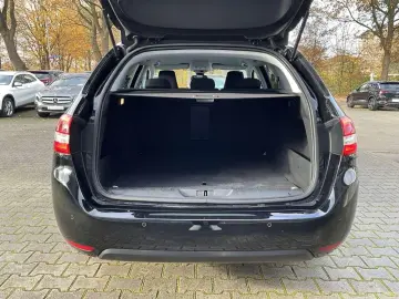 PEUGEOT 308 SW 1 5 BlueHDi EAT8 Allure Pack (Automatik)