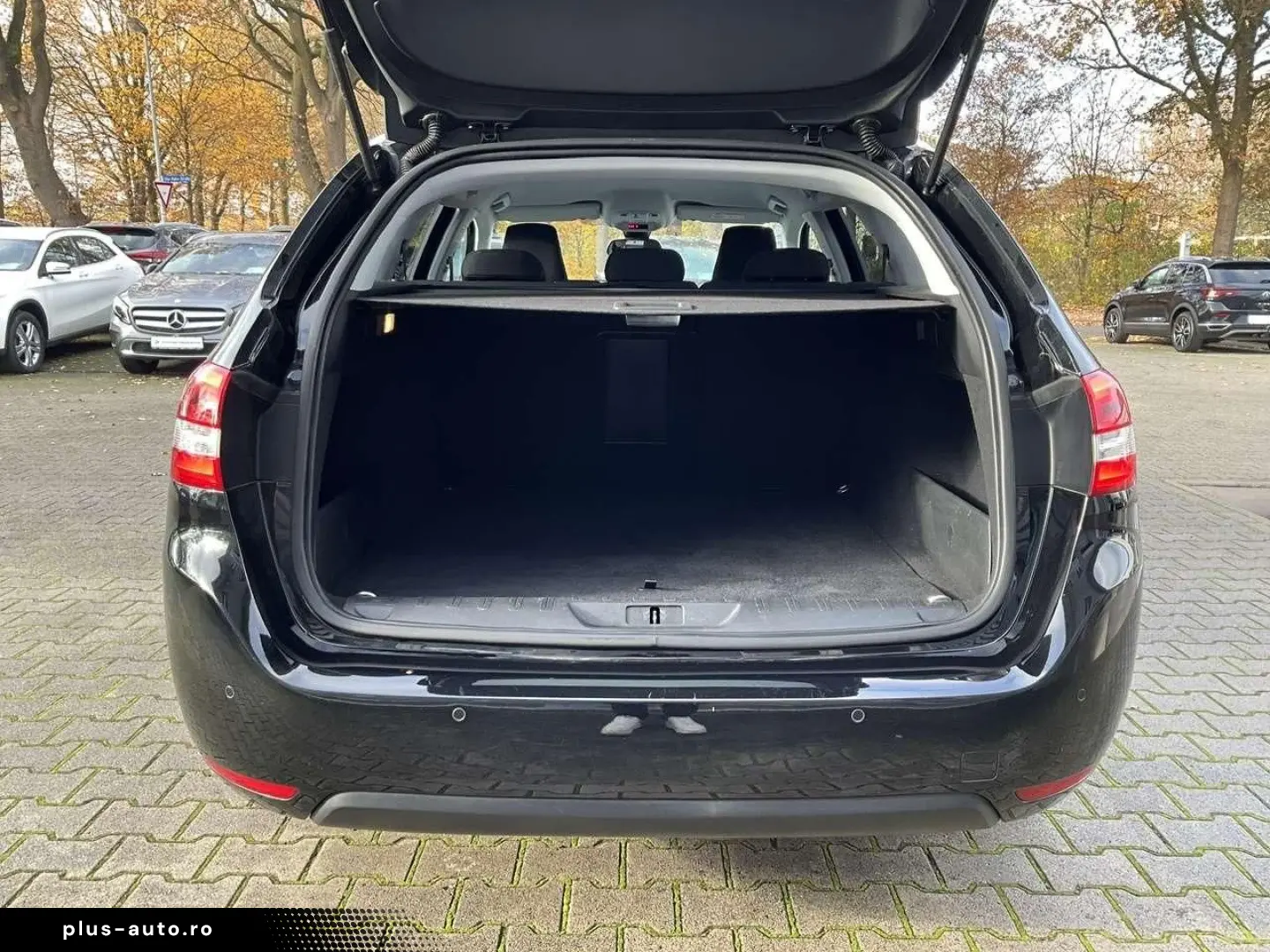 PEUGEOT 308 SW 1 5 BlueHDi EAT8 Allure Pack (Automatik)