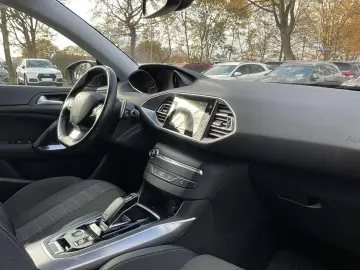 PEUGEOT 308 SW 1 5 BlueHDi EAT8 Allure Pack (Automatik)