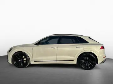 AUDI Q8 50 TDI QUATT MATRIX PANO AHK RAUTE LUFT 360