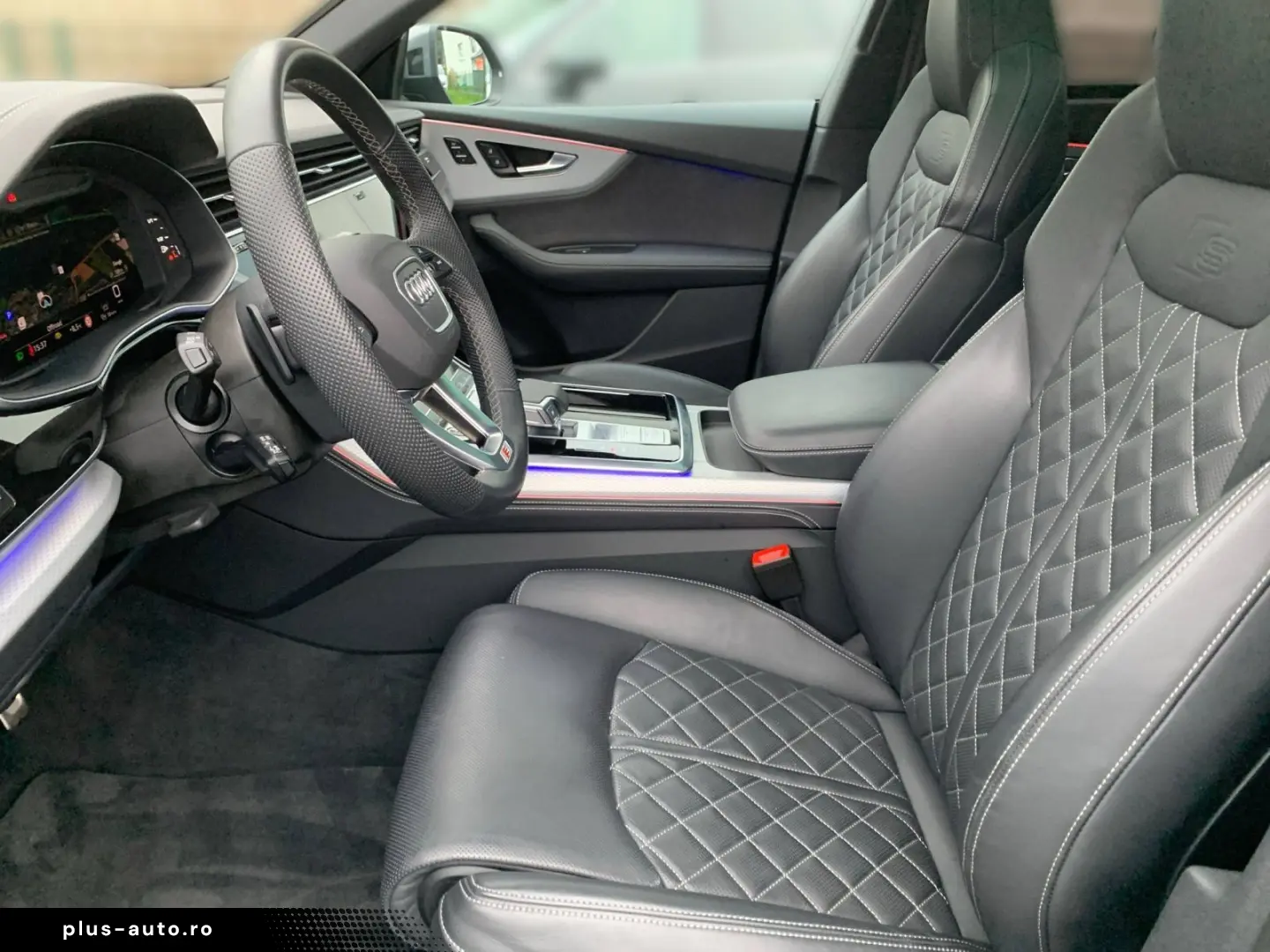 AUDI Q8 50 TDI QUATT S LINE MATRIX RAUTE AHK PANO B&O