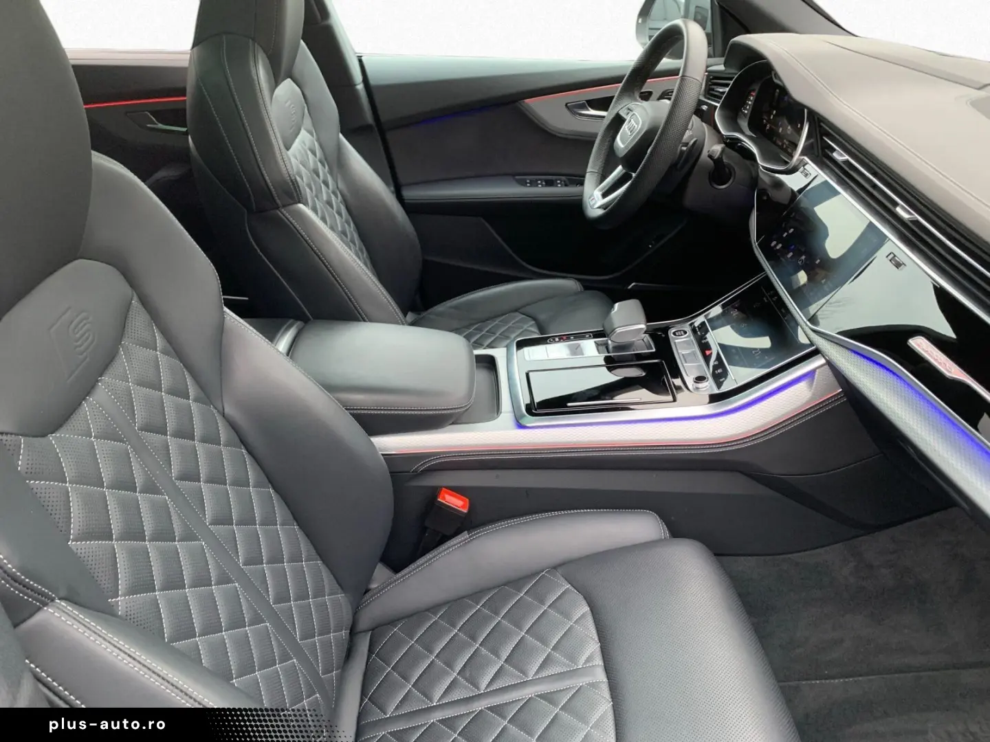 AUDI Q8 50 TDI QUATT S LINE MATRIX RAUTE AHK PANO B&O