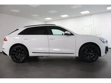 AUDI Q8 50 TDI quattro S line Navi Matrix HUD