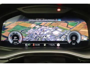 AUDI Q8 50 TDI quattro S line Navi Matrix HUD